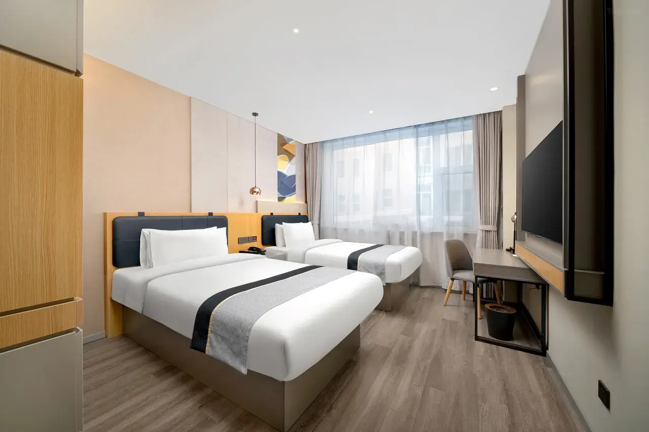 Homeinn Selected Hotel (Suifenhe Maxime Building)