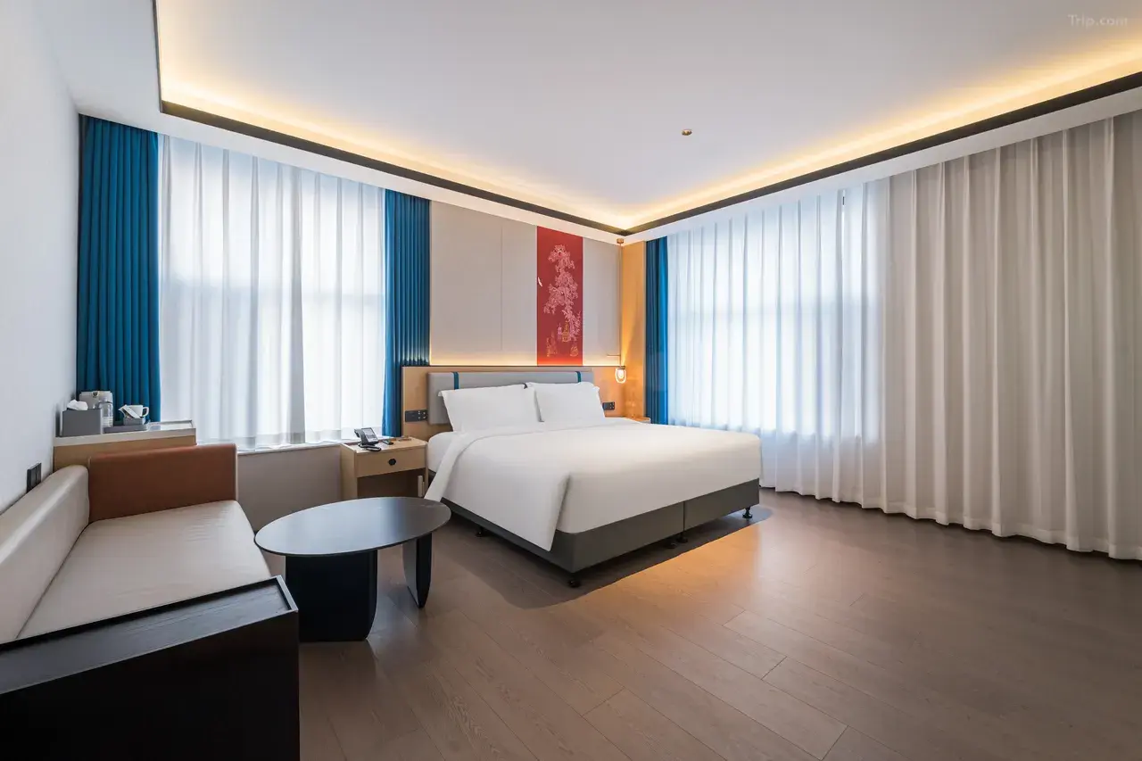 Madison Hotel
